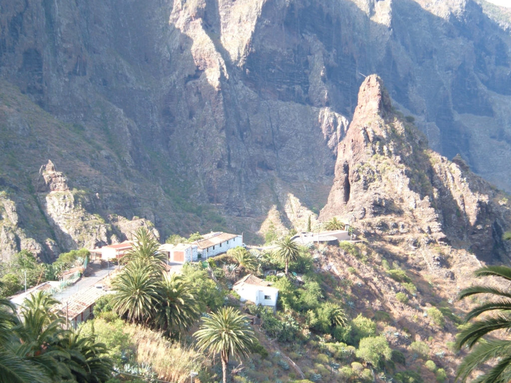 Image of Dyke Swarm on Tenerife